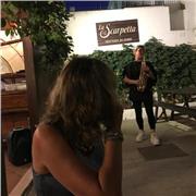 Docente con pluriennale esperienza nei licei impartisce lezioni in materie letterarie a studenti di elementari, medie e superiori (Ottima conoscenza delle problematiche relative a Bes e Dsa)